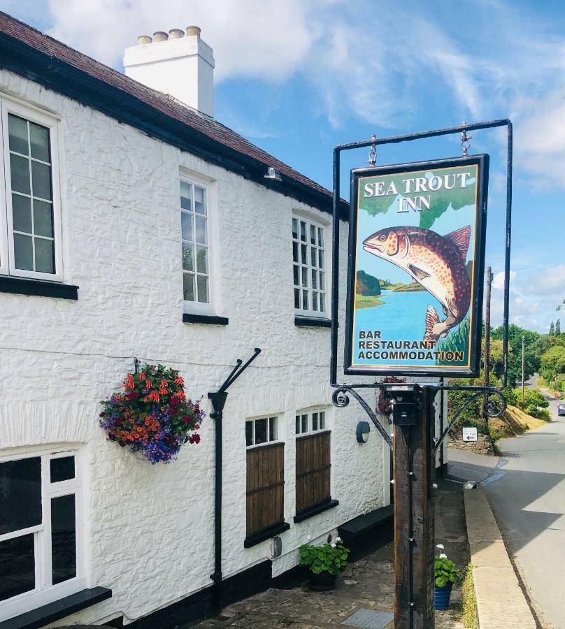 The Sea Trout Inn Тотнес Экстерьер фото